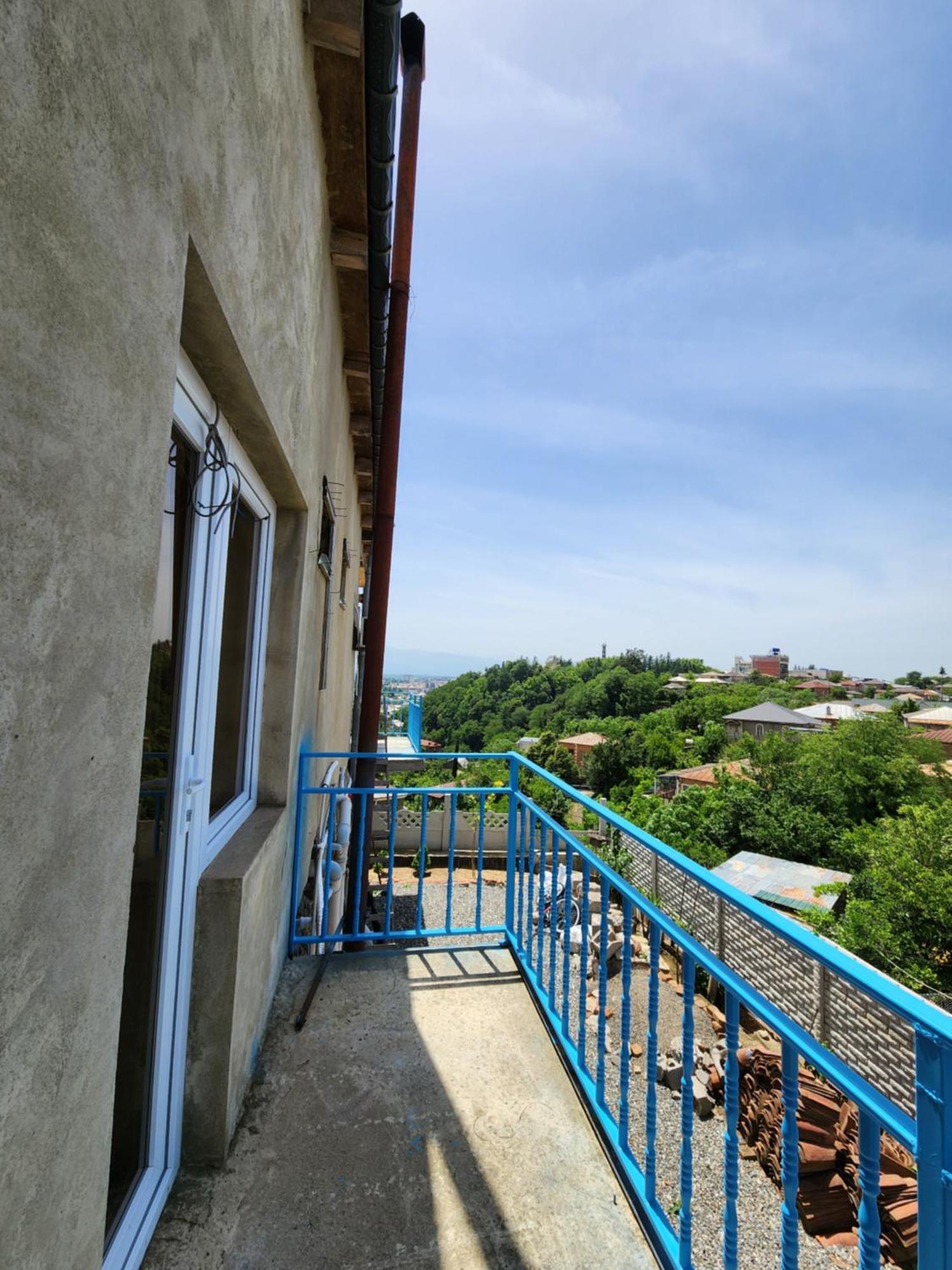 Хостел Panorama In Кутаїсі Екстер'єр фото